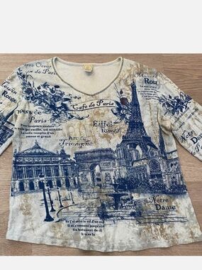 Jess & Jane Sz 1X Vintage Paris Cafe Graphic  Tunic in White and Blue